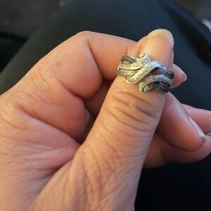 Beautiful Silver Diamond Cut + Diamond Ring